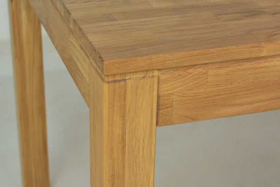 Jedálenský stôl Henry