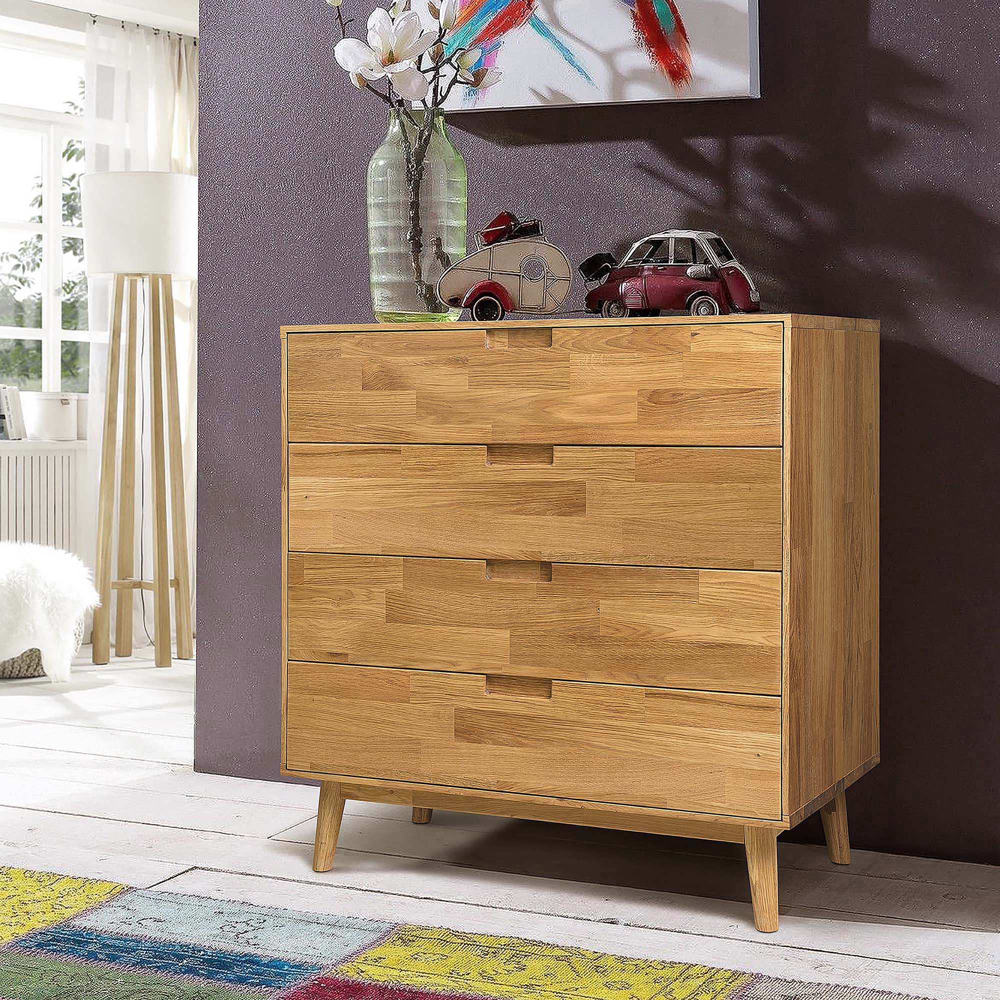 Komod z masívu Nord II