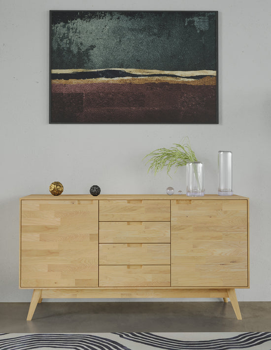 Komod z masívu Nord III