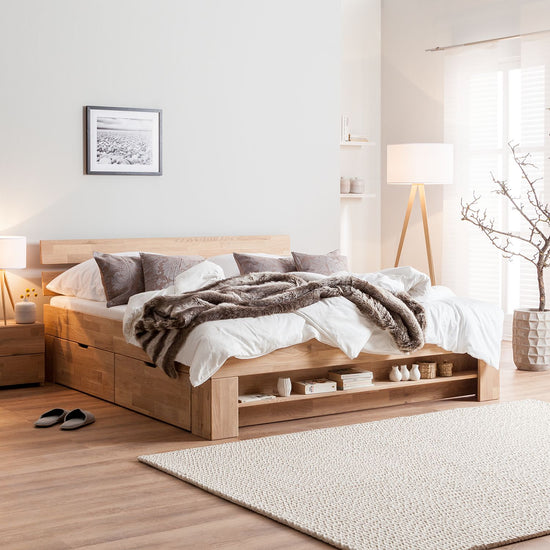 Posteľ Sofia z masívu