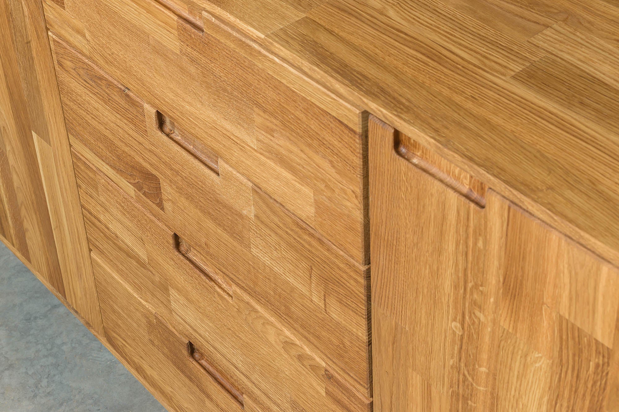 Komod z masívu Nord III