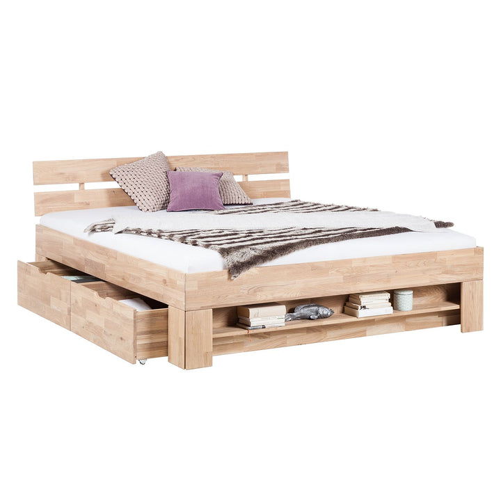 Posteľ Sofia z masívu